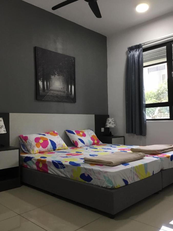 The Meadow Park Kampar Exterior foto