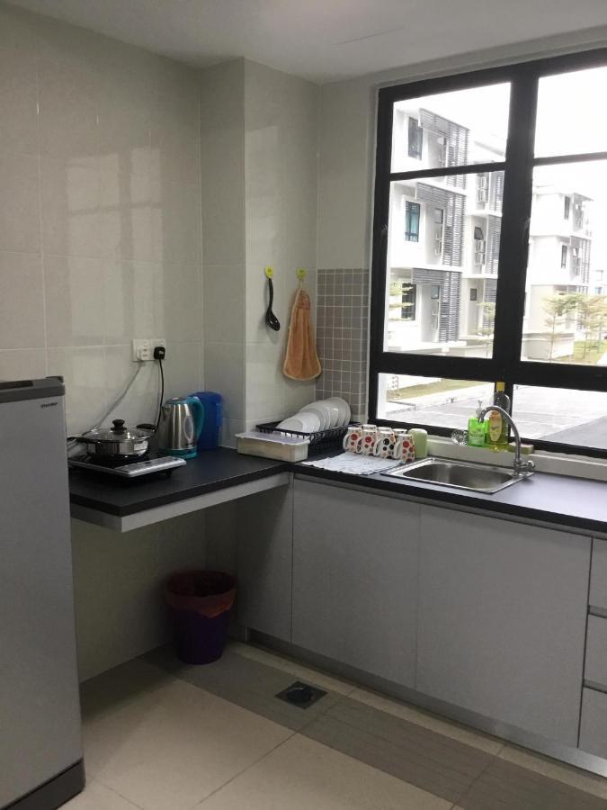 The Meadow Park Kampar Exterior foto